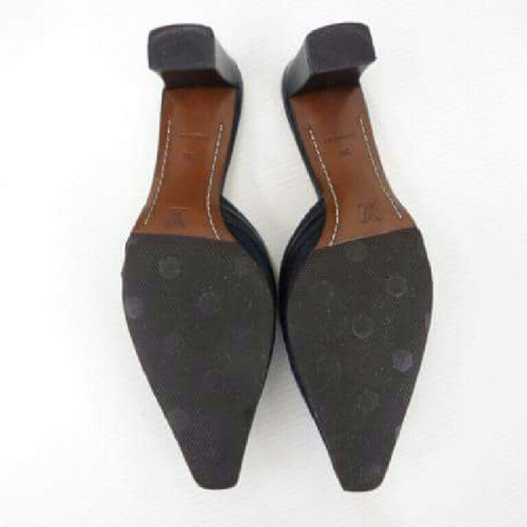 Authentic Louis Vuitton Sandal - Picture 4 of 4